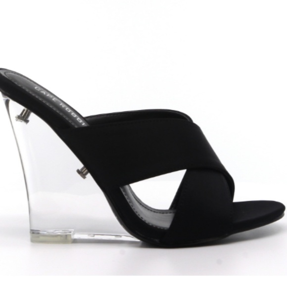 💝Harmony Clear Heels in Snake Color 3.5"💝💖💕👠 - Picture 3 of 3